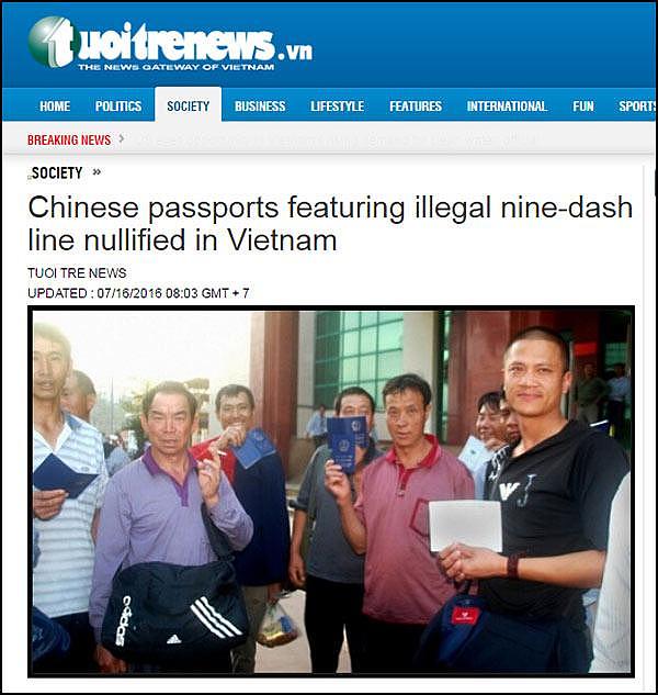 身穿印有“南海九段线”的T恤，中国游客在越南机场被警方拦下要求换衣