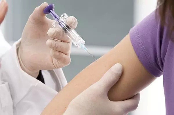 香港HPV疫苗断供，上千内地女孩被迫“断针”！医疗诊所拉黑顾客拒不回应，上演跑路前奏（组图） - 25