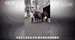 5名中国留学生排队买潮牌，群殴日本保安被捕！键盘侠兴奋了，三观尽碎（视频/组图） - 5