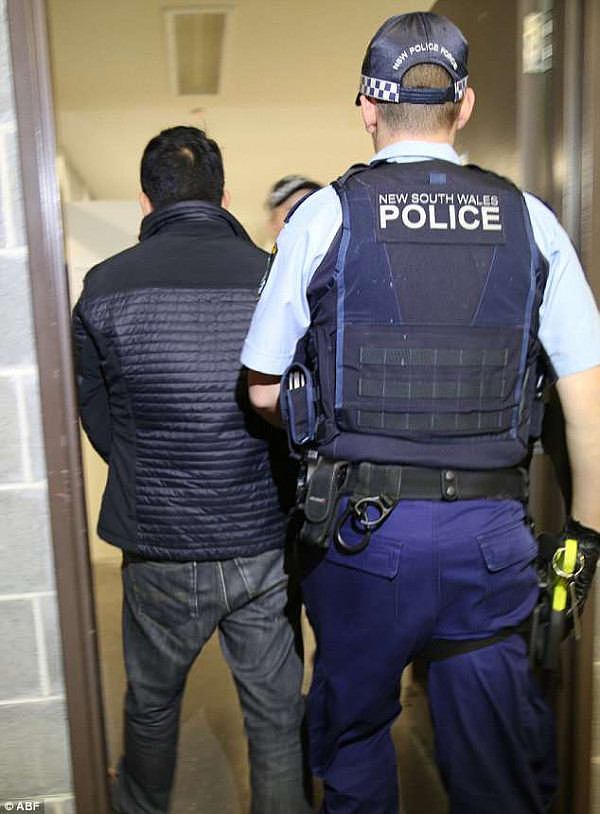 悉尼亚裔男取快递遭警方逮捕！原来这个神秘包裹不简单，和$800万毒品走私案有关！（组图） - 3