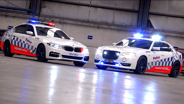 nsw-police-has-adopted-bmw-and-chrysler-highway-patrol-cars-494.png,0