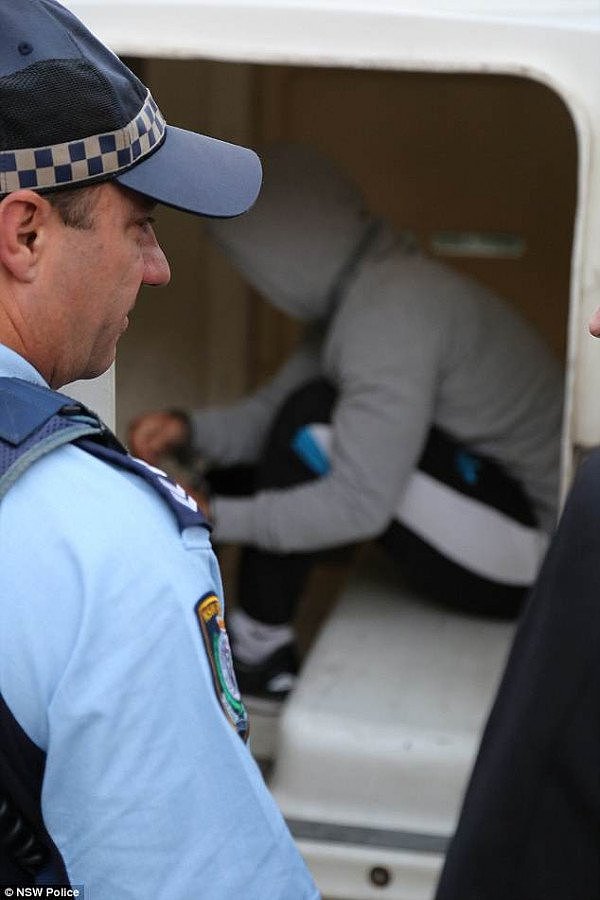 4C825A2500000578-5755455-Police_raided_three_homes_in_Sydney_where_they_found_all_the_dru-a-11_1526948354807.jpg,0