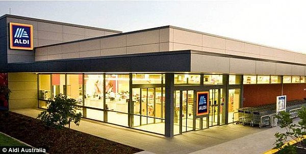 4C84BBF200000578-5756655-This_image_shows_one_of_Aldi_s_new_Australian_stores_featuring_i-a-32_1526983162418.jpg,0