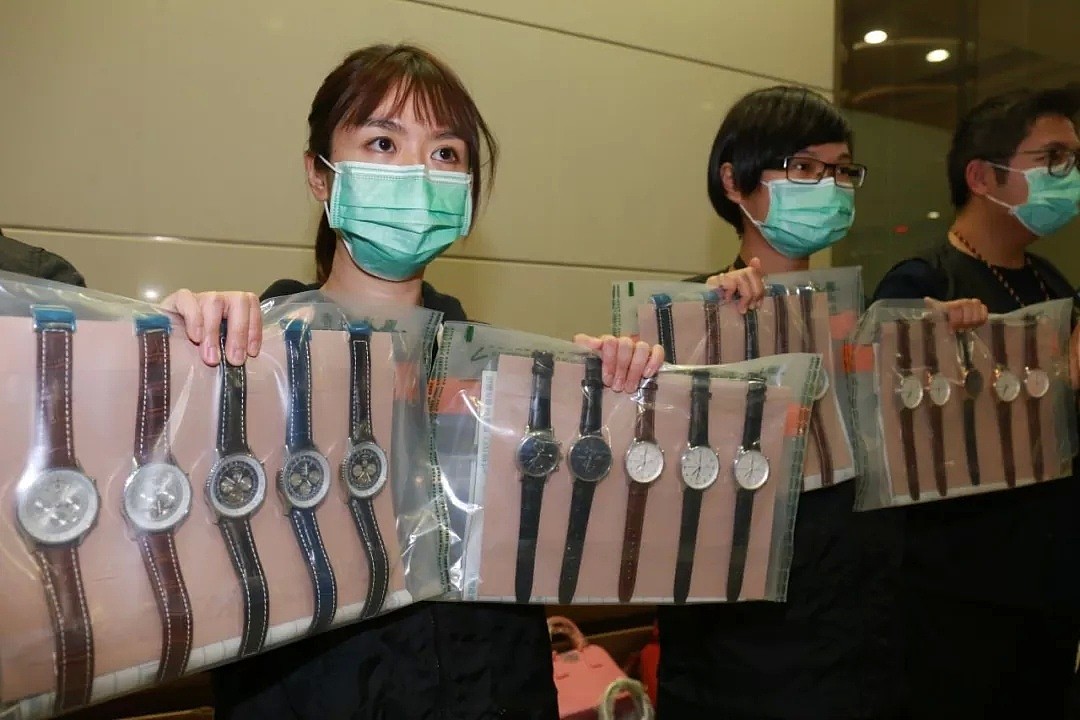 惊掉下巴！香港查获72万假化妆品！新型售假手段曝光！更可怕的是……（组图） - 25