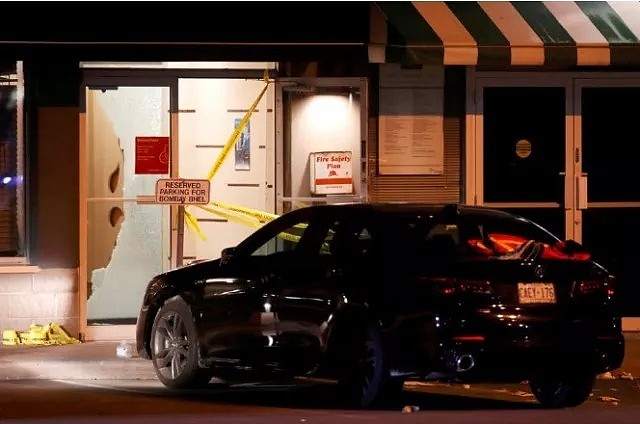 两名蒙面人冲进多伦多一家餐馆引爆炸弹！15人受伤3人命危，特鲁多发推遭网友怒怼（视频/组图） - 15