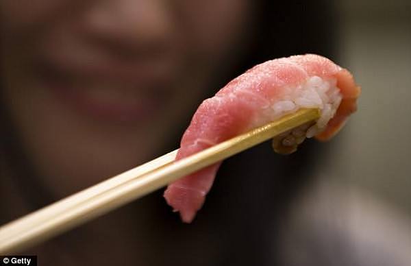 注意！澳洲寿司真相曝光！在越南注入致命气体，两年冻肉也能“粉红鲜亮”！（视频 / 组图） - 11