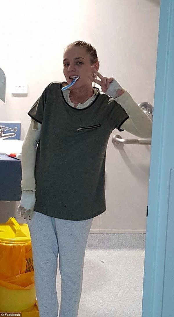 4CC5BC2C00000578-5790365-She_was_immediately_taken_to_the_Royal_Brisbane_and_Women_s_Hosp-a-9_1527759844027.jpg,0