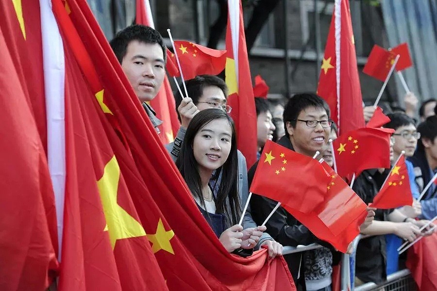 中国留学生被政府盯上了！华人中介爆料：大部分人英语爆烂、找枪手代考，幕后真相很惊人…… - 3