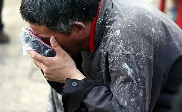 扎心视频看哭无数孩子！“父母尽最大努力，只能送你到这了！”送给所有参加过高考的人... - 21