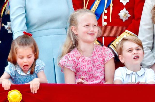 英女王庆92岁官方寿辰，“话唠”乔治小王子被表姐捂住嘴巴（组图） - 7