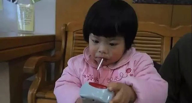 从中国唐氏弃婴，到美国小网红，这个5岁的女孩演绎着传奇的人生（组图） - 3