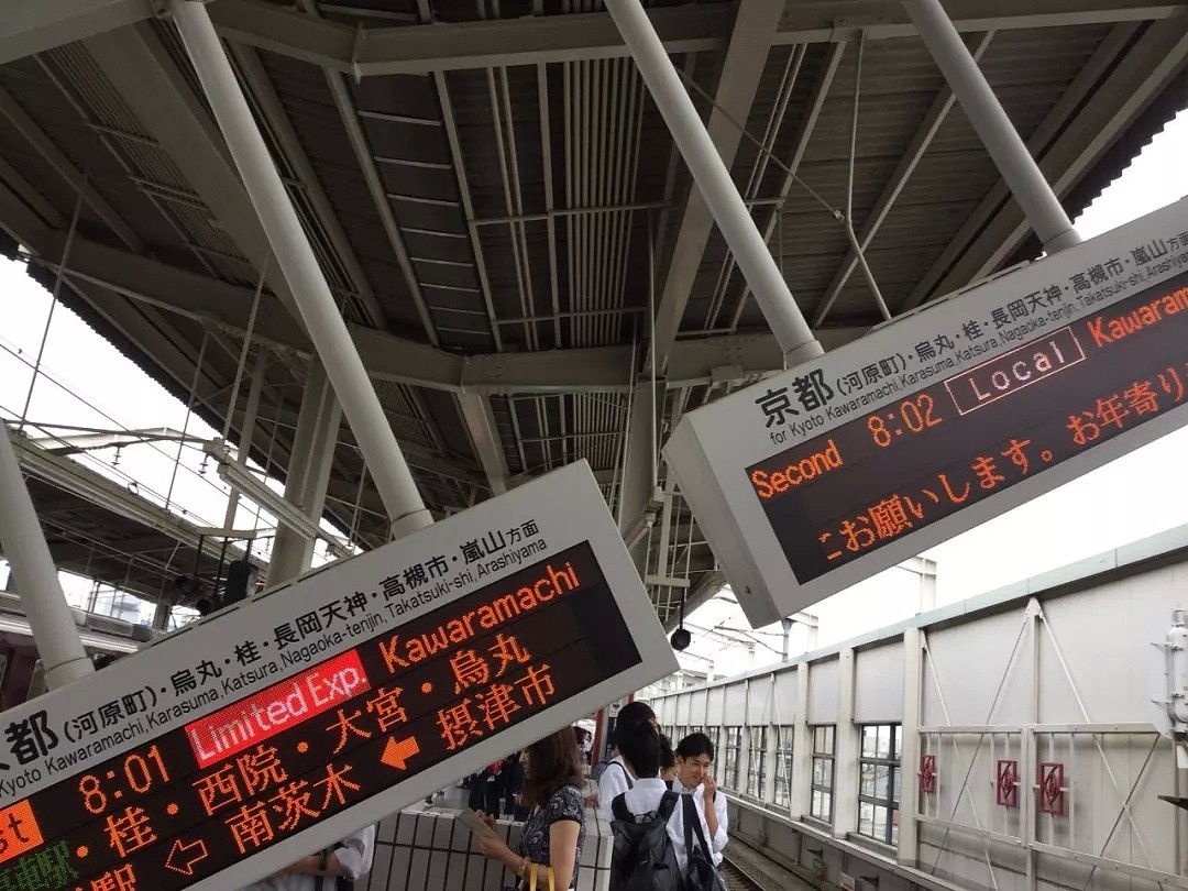 大阪6.1级地震！交通瘫痪17万户停电，现场一片狼藉，日本人却淡定的吓人（视频/组图） - 6