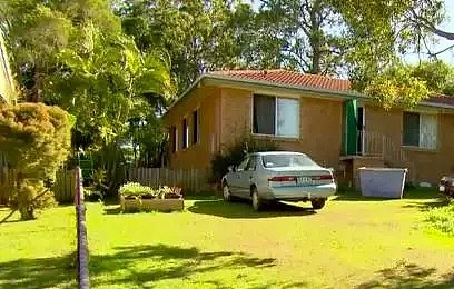 澳洲男子家明明只住了一个人，却每天传来上百人聊天声音，直到有一天邻居推开他家的门…（组图） - 10