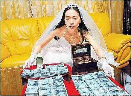 身家百亿富婆，前夫可以凑一桌，扬言：钱可以买来爱情