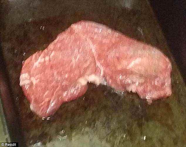 Users were quick to comment that the steak oddly resembled Australia, even though it was missing North Queensland and Tasmania