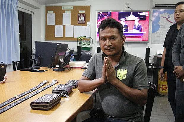 泰国小贩威胁中国游客被逮捕，称游客讲完价后却不付钱（组图/视频）  - 1