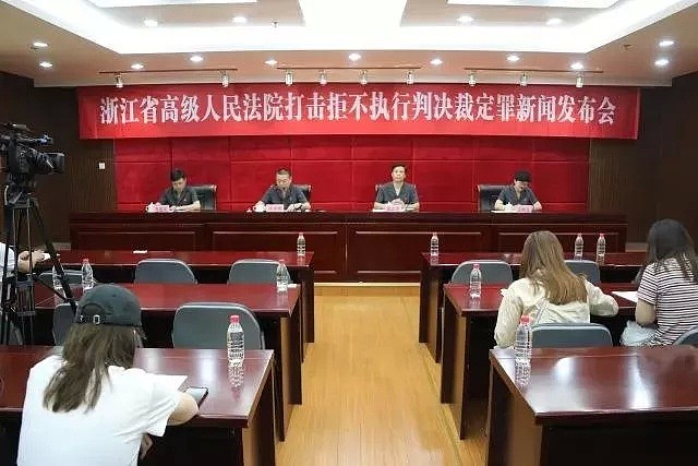 宁波女婿偷偷把300万拆迁款，打在丈母娘名下，却被判刑了 - 1