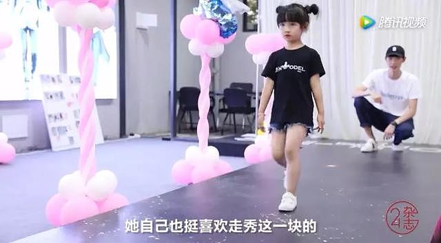 杭州5岁女孩成“带货女王”，小小年纪月入3万，网友不淡定了