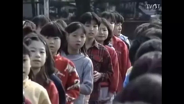 中国小留学生转到日本小学后，在全校早会上讲的一番话震撼了在场所有人…（视频/组图） - 31