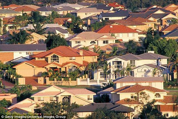 悉尼新房建设量破纪录，预计未来3年房价将持续下跌！跌幅达$10万！（图） - 1