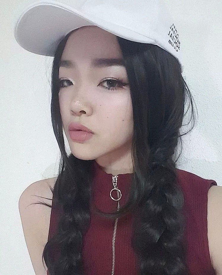 非主流少少女变亚洲超模，18岁就被大牌包养，却被网友说太丑（组图） - 15