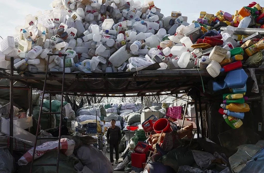 中国拒绝做“世界垃圾场”之后，“世界要窒息在废塑料里了！”（组图） - 3