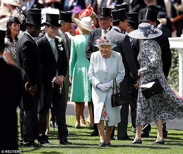 女王身体不适取消活动，英国内阁立刻举办了个“史上最大”驾崩演习（组图） - 13