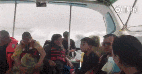 痛心！普吉海域翻船事故已致40人遇难！剩余失踪者仍在持续搜寻中（视频/组图） - 20