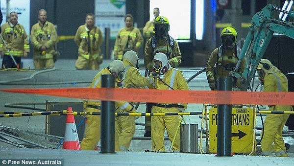 马丁广场天然气严重泄漏！20名专家组连夜抢修，今晨悉尼CBD重新开放！（组图） - 3