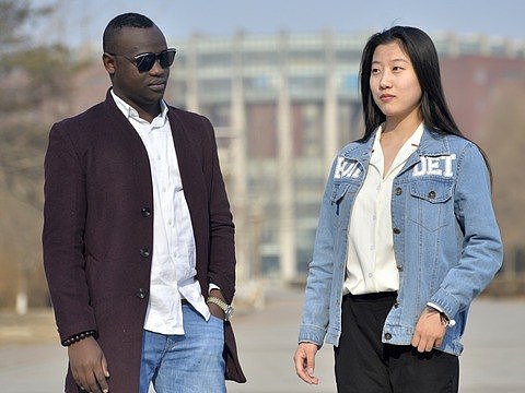 找了黑人男友就活该：由清华非洲学生骗中国女友600万引发的荡妇羞辱（组图） - 2