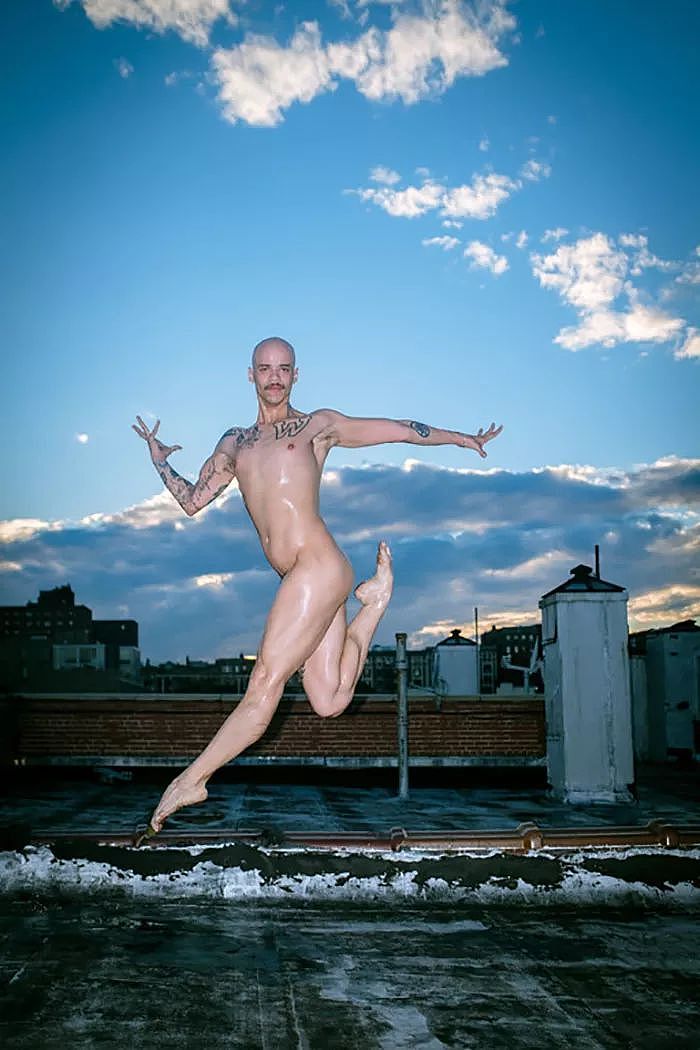 纽约屋顶上11名舞者裸体舞蹈，带给人们艺术新境界（组图） - 5
