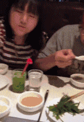 上海6人花9块吃垮海底捞，别再丢中国人的脸了！（组图/视频） - 13