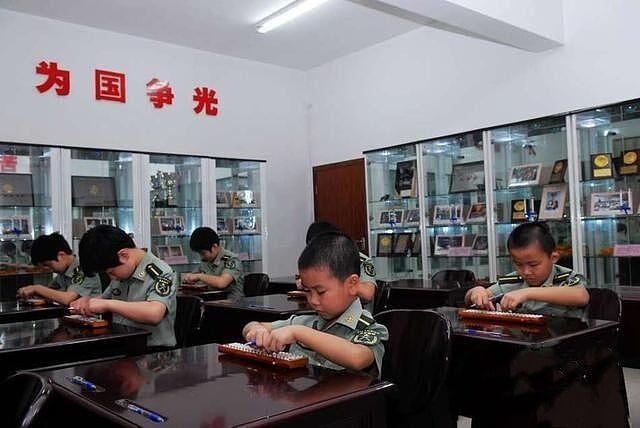 中国最小军人8岁！来自神秘部队 个个最强大脑（组图） - 2