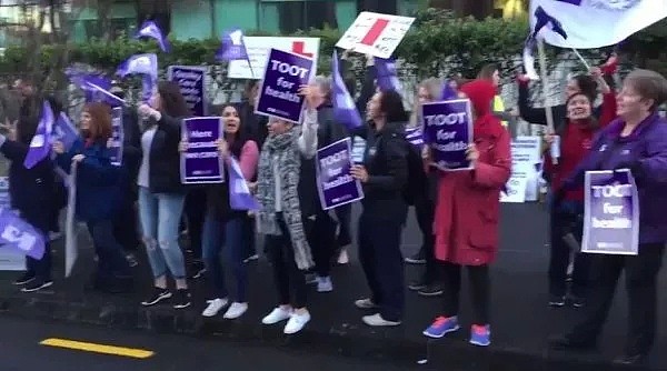 新西兰护士大罢工：“贪得无厌”还是“委屈太久”？（组图） - 2