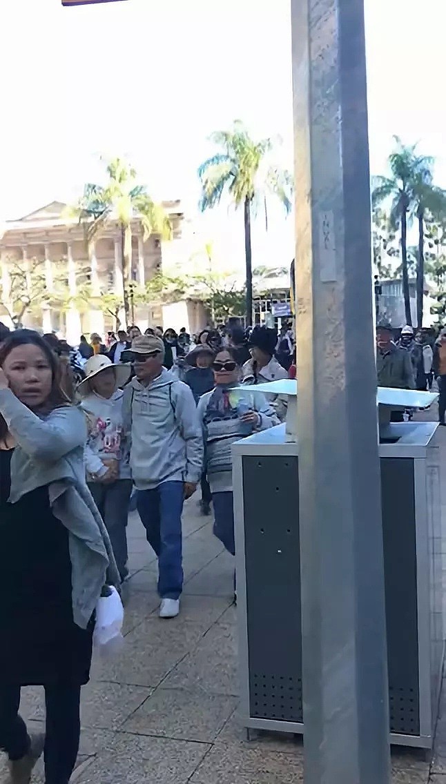 布里斯班市中心越南社区爆反华示威！抵制中国“入侵”，反对中企投资（视频/组图） - 8