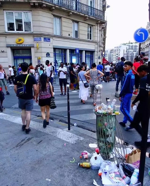 垃圾遍地、满街尿骚味、到处都是黑人，中国游客懵了：这是法国巴黎？（组图） - 2