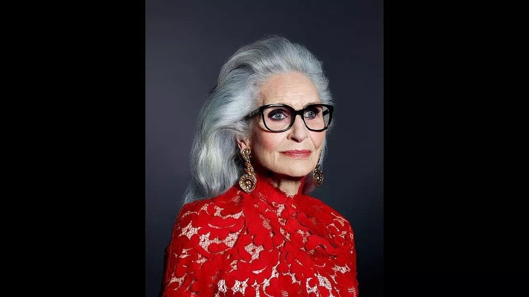 震憾！嫩模当道，89岁的她选择成为世界上最老名模，优雅到老...（组图） - 1