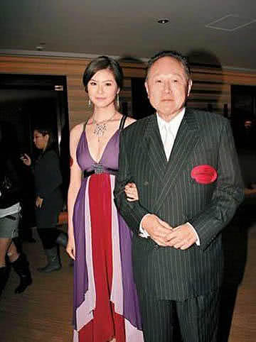 香港富豪花15亿为女儿招婿，她却宣布出柜，百亿资产无人继承（组图） - 2