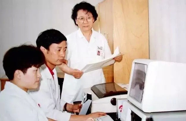 她以身试验，研发出中国第一支乙肝疫苗，可万万没想到，43年后会是这样…（组图） - 12