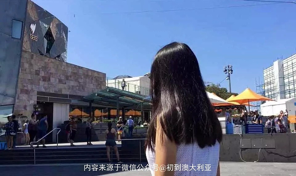 移民澳洲后，我用了两年英文才进步了一些！而女儿只用了“一首歌的时间”... - 1