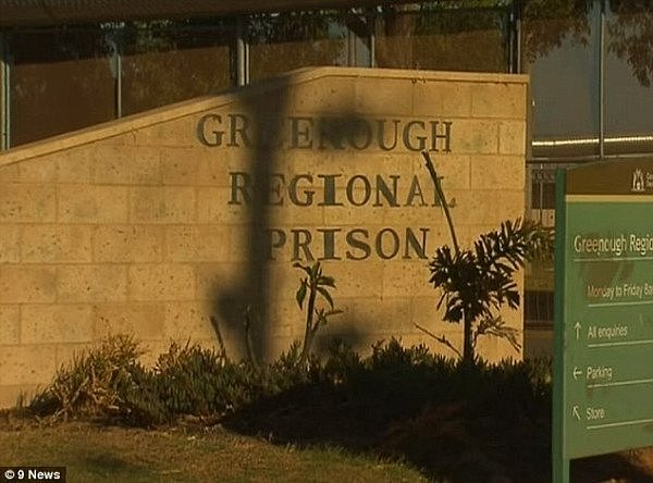 4E88DF3600000578-5986013-Several_inmates_have_escaped_from_Greenough_Regional_Prison_pict-a-18_1532435297309.jpg,0