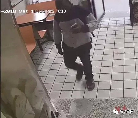 黑人背后抱住中餐馆老板实施抢劫，吓呆女店员！得手后大摇大摆离开，“我不怕有监控”（组图） - 1