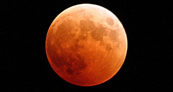 techly-total-lunar-eclipse-how-to-photograph-3-799x423.jpg,0