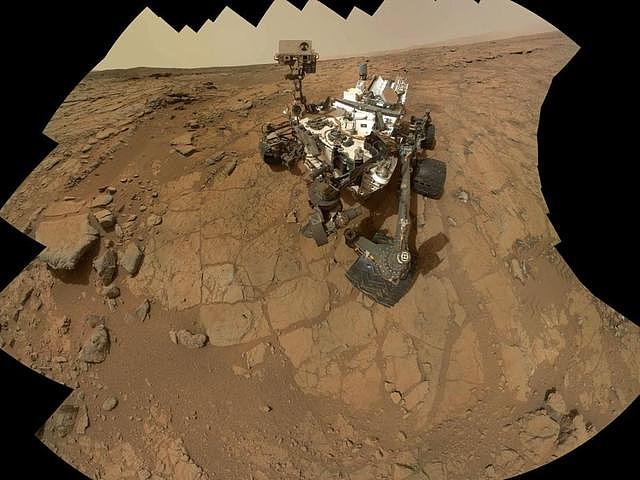 重磅确认！人类在火星发现大面积液态水，南极冰盖下的湖