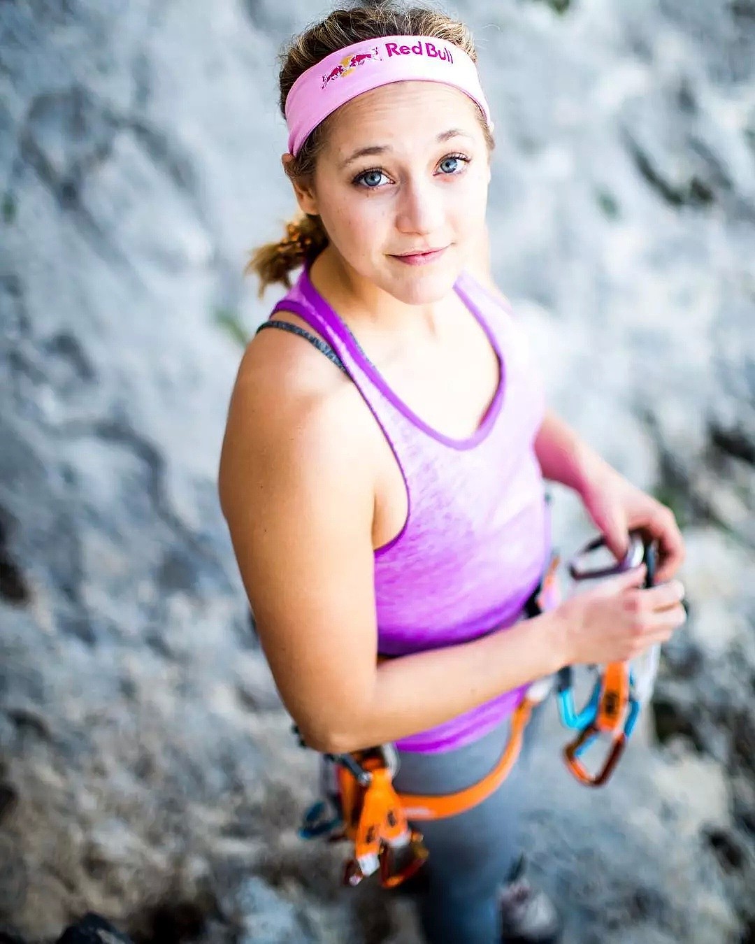 7岁爱上攀岩，20岁成为世界冠军，美国峭壁之花不断挑战极限，重新定义女性运动员！ - 3