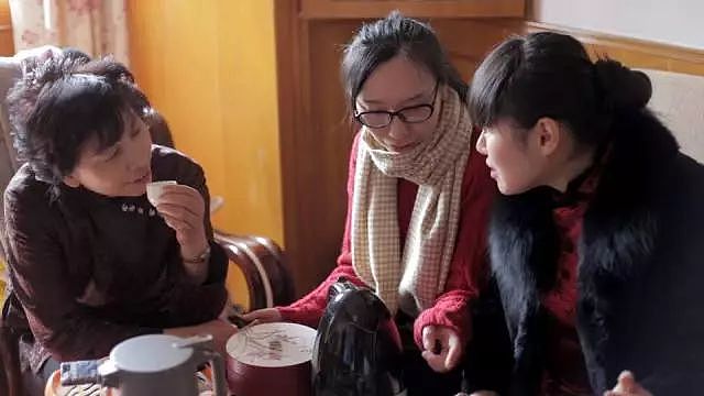 “30岁还不结婚的中国女人，你们怎么样？”澳洲拍了一部“剩女”纪录片，中澳剩女境况大PK！（组图） - 5