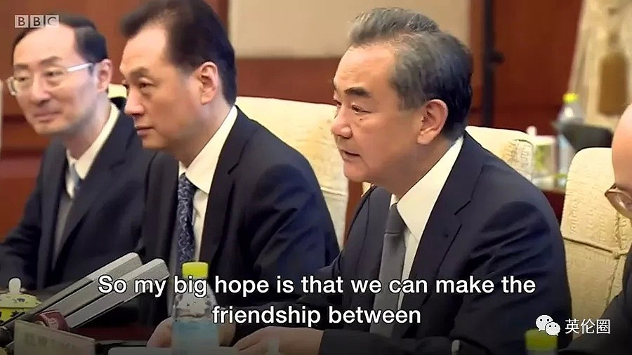 尬skr人！“中国女婿”外交大臣竟说妻子是日本人，还当着中国外长的面…（视频/组图） - 18
