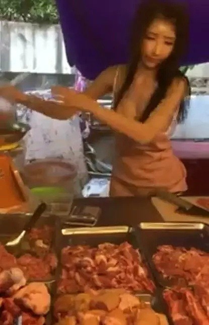 泰国美女菜场卖猪肉 因火热身材在网上一夜爆红（组图） - 3