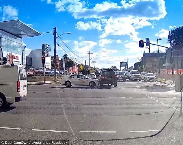 The 4WD is shown to be turning turning right from the Pacific Highway onto Fullers Road, before colliding with the northbound taxi