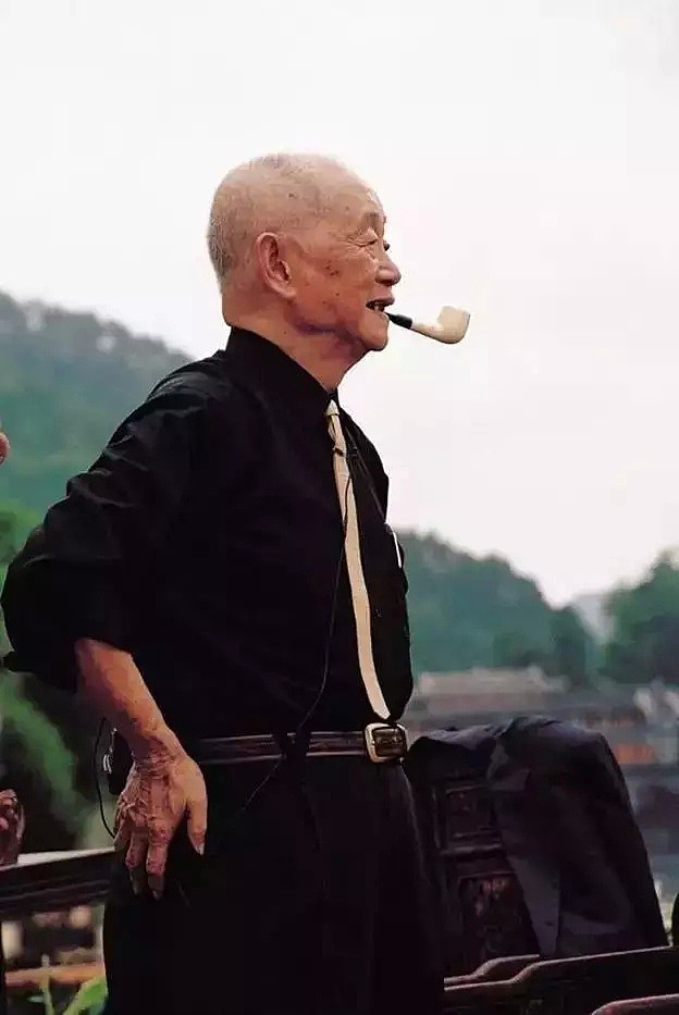 这个董卿请了三次的90后，大概是全中国最有趣的男人（视频/组图） - 17